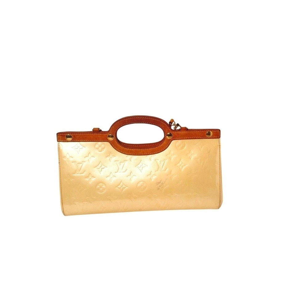 Louis Vuitton Vernis Roxbury Drive Yellow clutch with 22"strap, COA, dust & Box - Picture 9 of 10